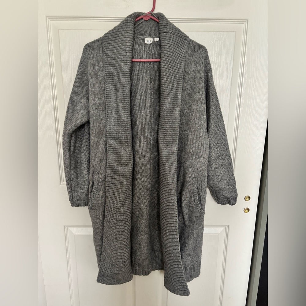 GAP Women's Gray Cardigan Sweater